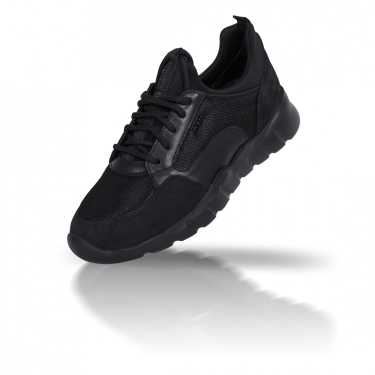 Flex 05 Black Net Embossed Leather Sneaker