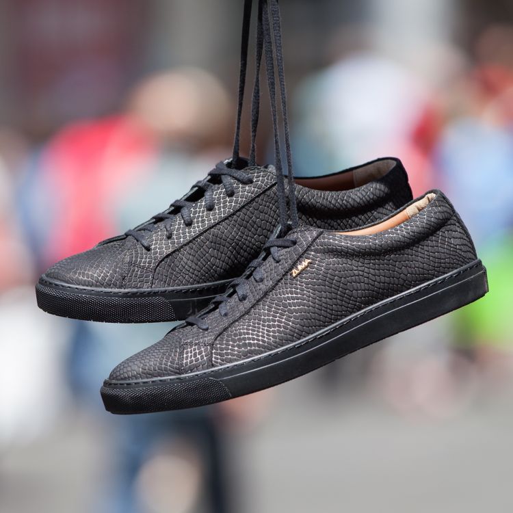 120 DARK GRAY PYTHON EMBOSSED SNEAKER Galeri Resmi 3