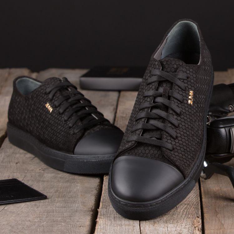 123 BLACK HONEYCOMB EMBOSSED LEATHER SNEAKER, With CAP TOE Galeri Resmi 3