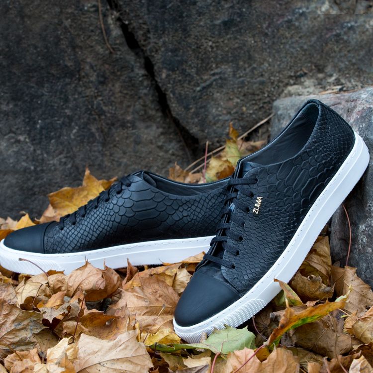 101 BLACK PYTHON EMBOSSED LEATHER SNEAKER, WITH CAP TOE Galeri Resmi 1